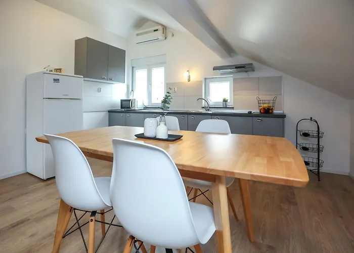 Lolly Apartment