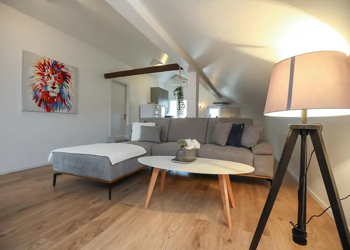 Lolly Apartment *