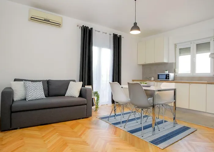 Lolly Apartment *