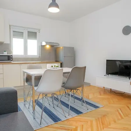 Apartment Lolly Zadar