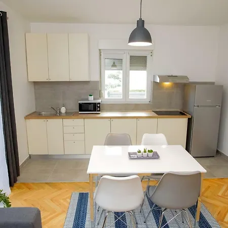 Apartment Lolly